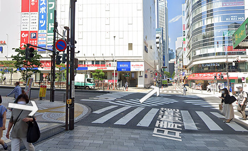 JR「新宿駅」西口からCIENまでの経路の写真