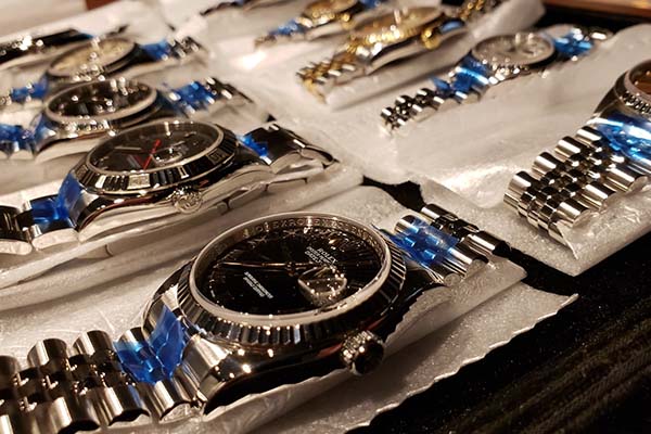 ロレックスのオーバーホールのタイミング・頻度は？