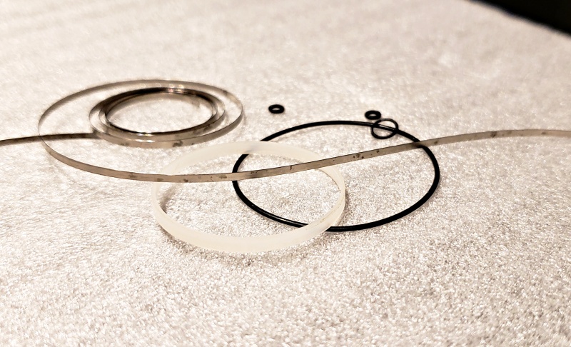 ロレックス コスモグラフ デイトナ 交換部品