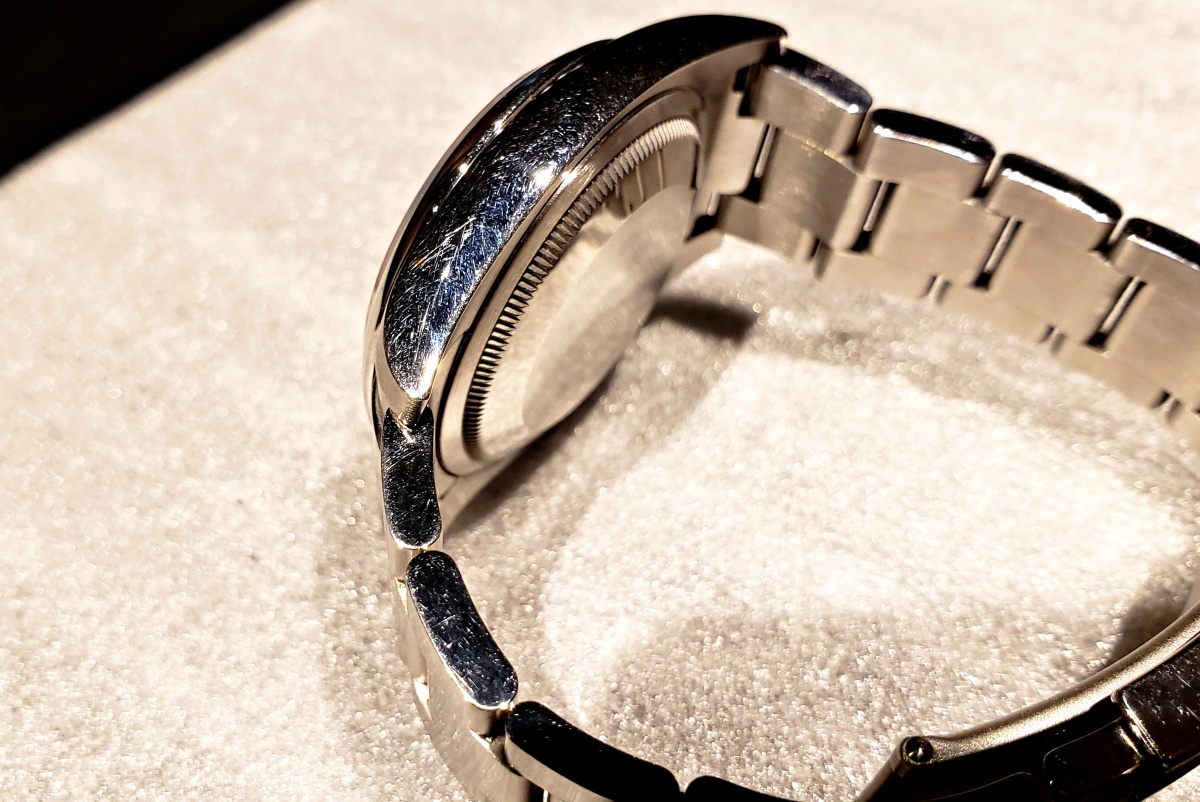 ロレックス オイスターパーペチュアル 新品仕上げビフォー
